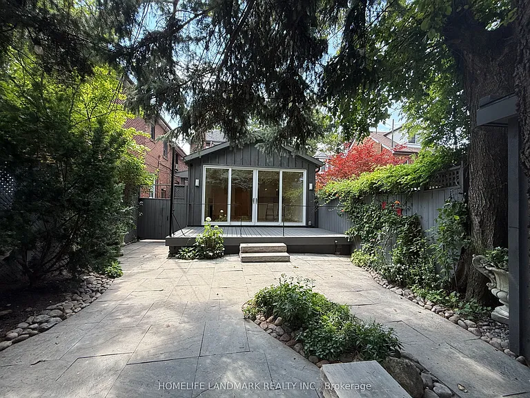 80 Rockwell Ave #1 — Photo 36