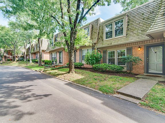 Ideal Secluded Neighborhood