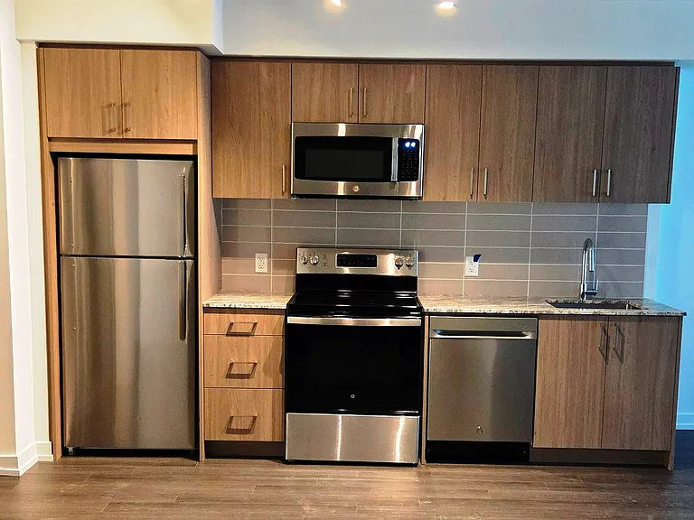 4010 Eglinton Ave W #316 — Photo 3