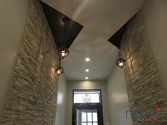 Rented by Rennit Inc. | media 17