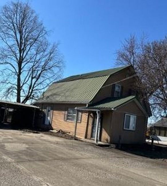 218 W Main St, Poseyville, IN 47633 Zillow