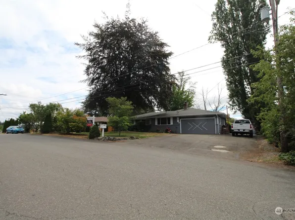 2123 SW 326th Street, Federal Way, WA 98023