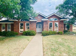 7715 Grover Ave, Lubbock, TX 79424