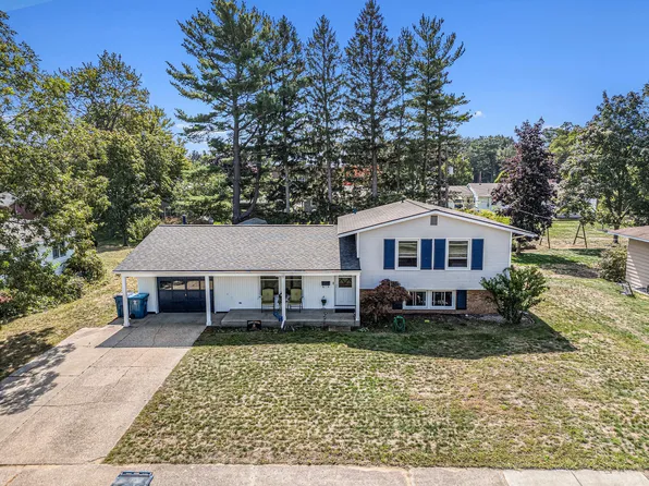 428 Ohio Ave, Grand Haven, MI 49417