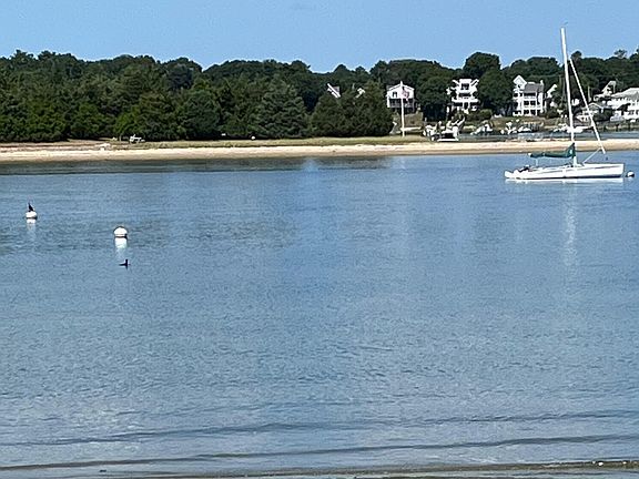 3rd image of 15 Bay Drive