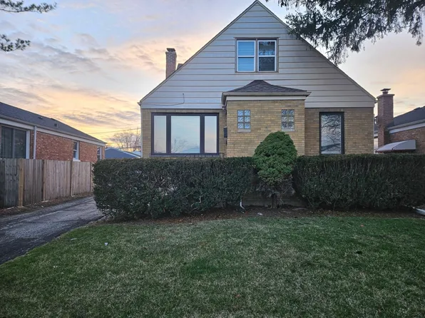 2436 Spruce St, River Grove, IL 60171