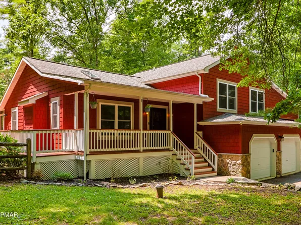 2711 Rising Hill Dr, Saylorsburg, PA 18353