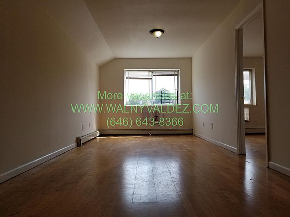 2nd image of 3947 Laconia Ave