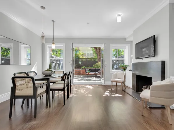 330 East 51st Street image 6 of 25