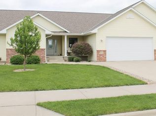 2316 Aspen Ln, North Mankato, MN 56003