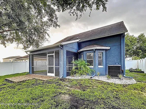 9324 Southern Charm Cir — Photo 3