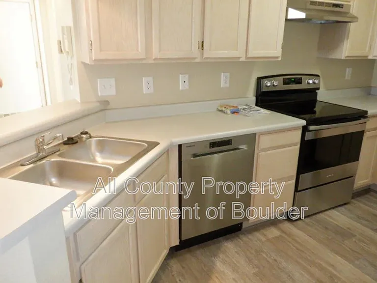 1830 W Centennial Dr #201 — Photo 5