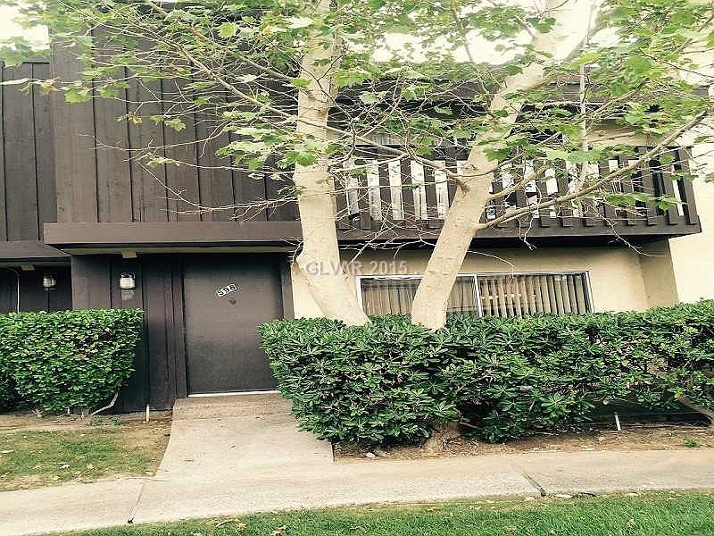 1st image of 598 Willow Green Dr