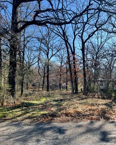 1st image of 118 Brett Dr