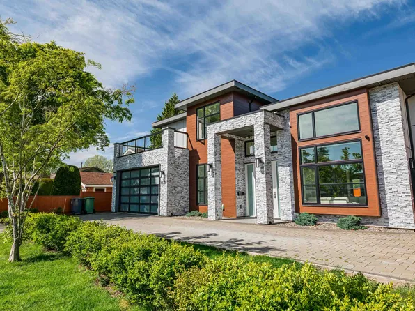 8511 Sierpina Dr, Richmond, BC V7A 4M8