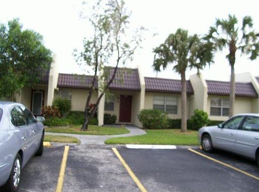 1st image of 142 Lake Rebecca Dr #142