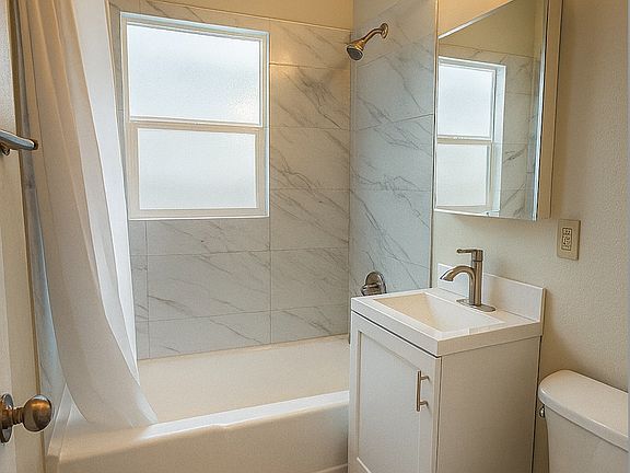 4th image of 2445 20th St #3