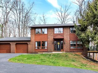 308 Winsome Dr, Hampstead, MD