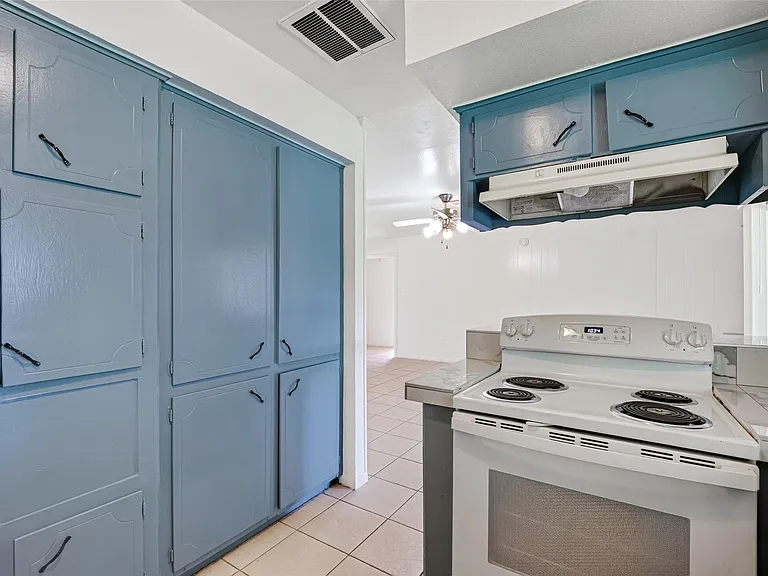 5010 Shilo Dr — Photo 10