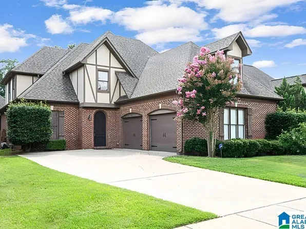 2040 Arbor Hill Pkwy, Birmingham, AL 35244