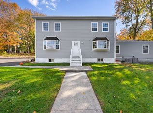 401 Unity Rd, Trumbull, CT 06611