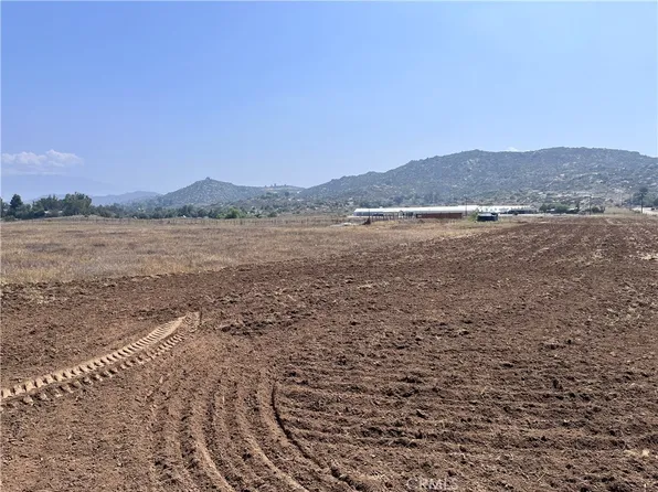 0 Inyo, Winchester, CA 92596