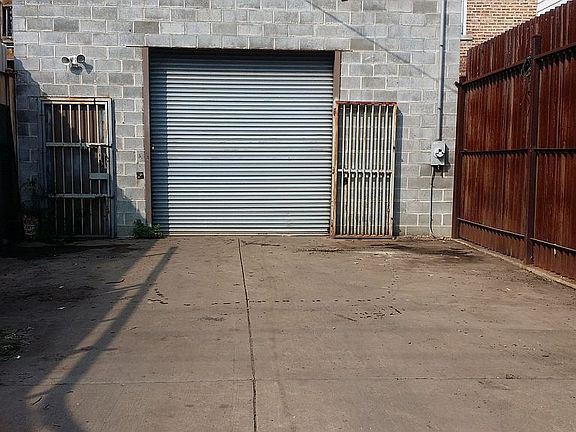 4th image of 5315 W North Ave