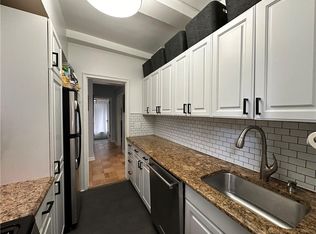 188 Garth Rd APT TX, Scarsdale, NY 10583