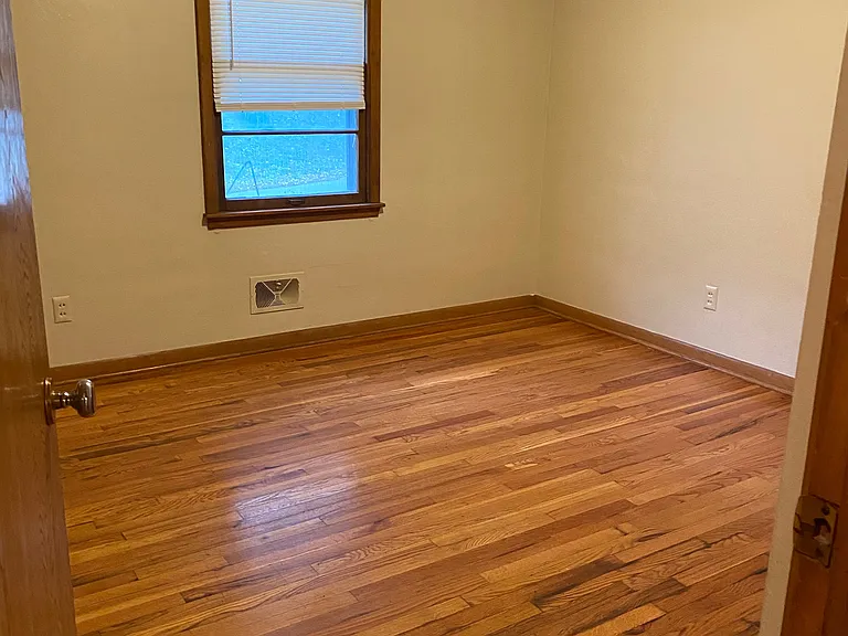 10606 E Kentucky Ave — Photo 8