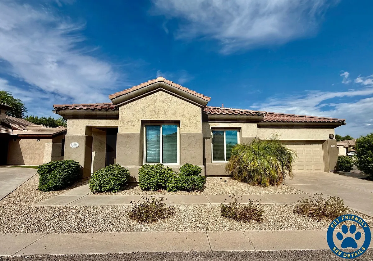 3 bed, 2.0 bath, 1436 sqft, $2,250 — Photo 1