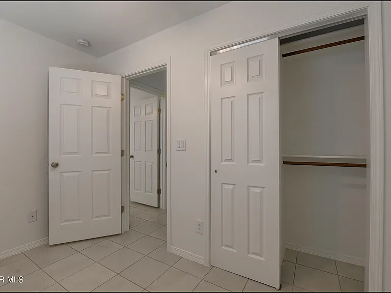 4626 Maxwell Ave #C — Photo 20