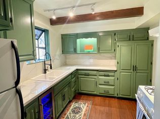 600 Friendly Ln, Crestline, CA 92325