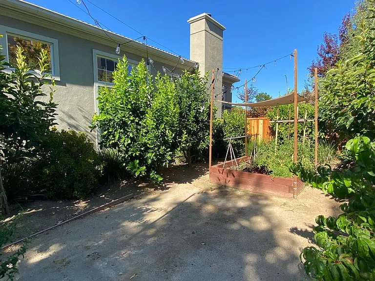 1197 Eagle Valley Ct — Photo 32