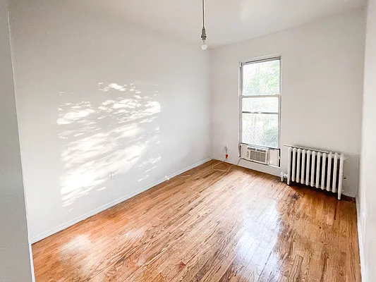 Rented by The Agency | media 1