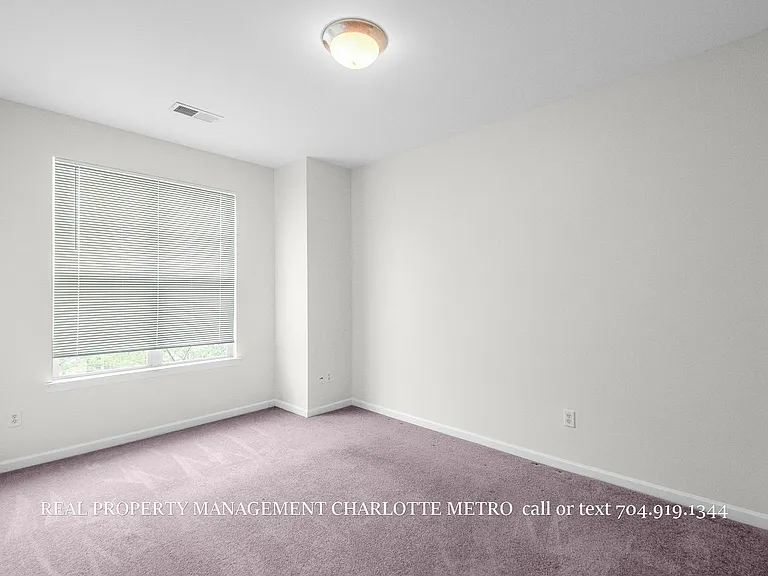1630 Walnut View Dr — Photo 25