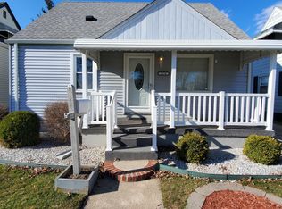 2114 Champaign Rd, Lincoln Park, MI 48146