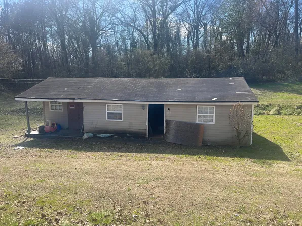705 N Chattanooga St, La Fayette, GA 30728