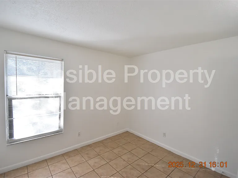 6618 N Church Ave #D — Photo 23