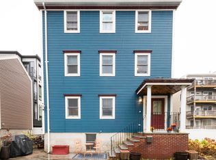 141R W 8th St, Boston, MA 02127
