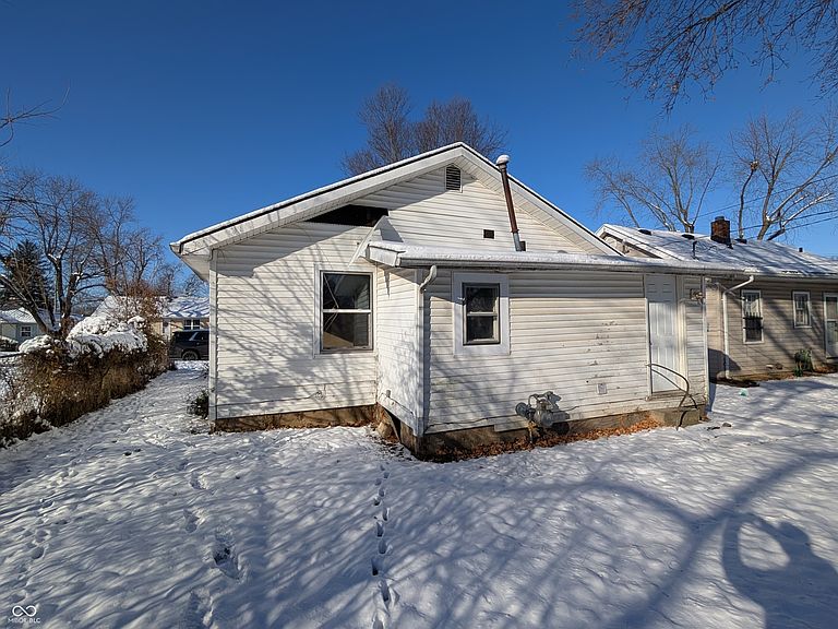 Listing photo 5