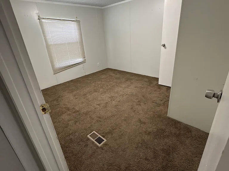 103 Hardeman St — Photo 2