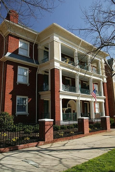 1st image of 315 N Boulevard APT 1