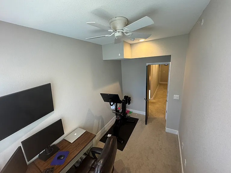 3rd Floor Bedroom/Office