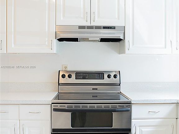 5th image of 21115 SW 125th Court Rd
