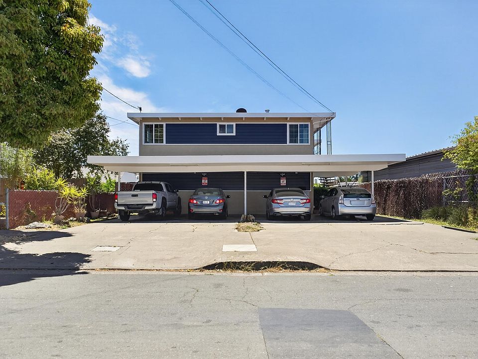 1st image of 2318 Lowell Ave