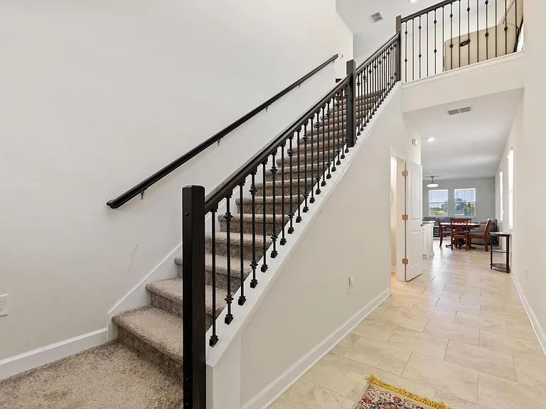 8720 Pacific Dunes Dr — Photo 2