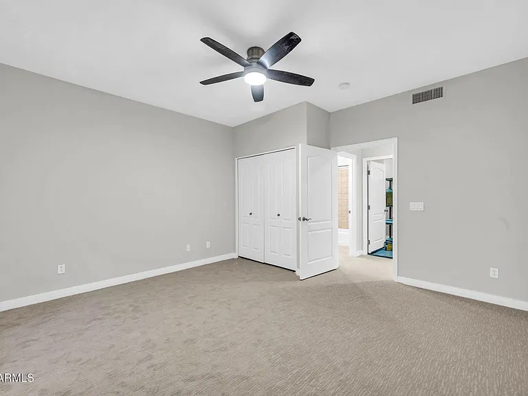 4213 E Edgemont Ave — Photo 13