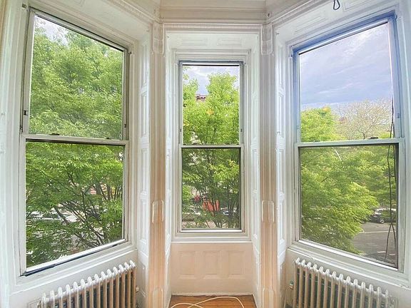 3rd image of 680 Saint Marks Ave APT 2F