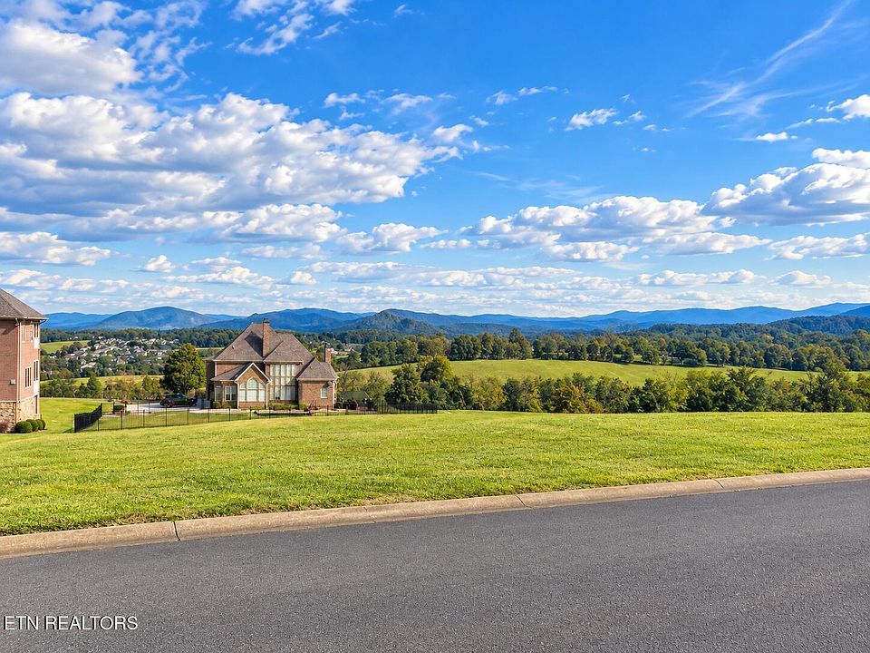 2nd image of 1911 Legend View Ct