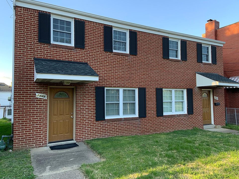 FRONT FACADE SHOWING 1448A AND 1448B Chartiers Avenue Extension